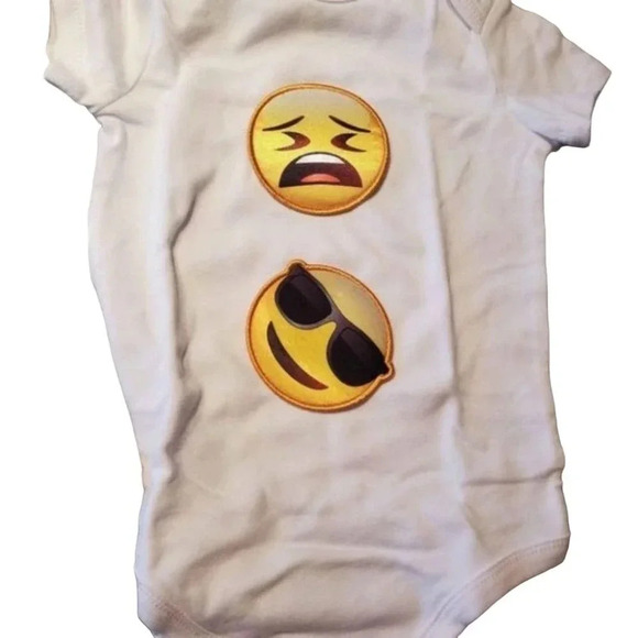 Grow With me Onesie Set Emoji 4 onesies sized 0-3/3-6/6-9/12 Gift Set - Picture 6 of 8